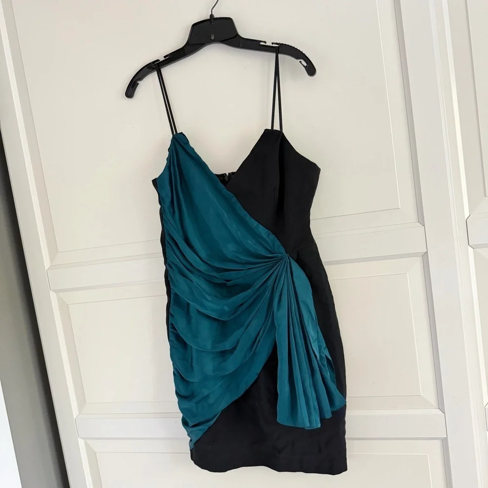 JillJillStewart wrapped two-tone black teal mini cocktail dress 41261
